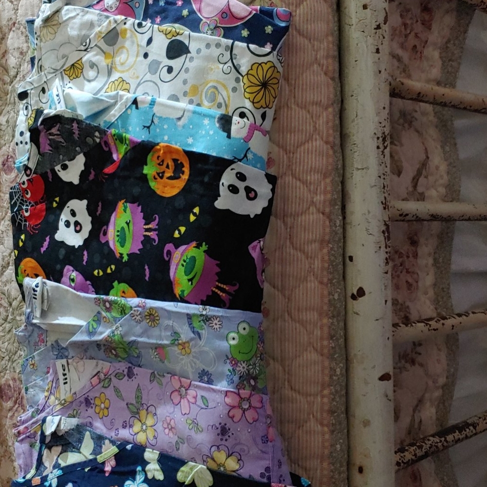 Scrub, scrubs, scrub tops!!
